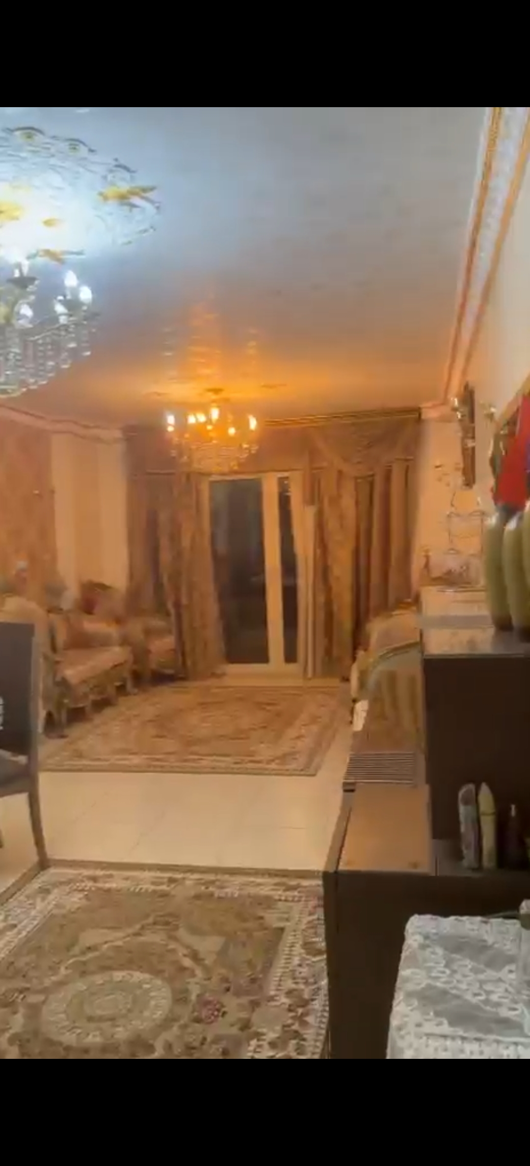 🏠 شقة للبيع ١٤٠ متر بالدور الثامن– شارع ال ١٥ متفرع من شارع المنشيه- فيصل ✨️ 📍 الشقه في موقع حيوي بشارع ال ١٥ متفرع من شارع المنشيه وبالقرب من ميدان الساعه وسلم دائري حي الهرم ♦️الشقه بالدور الثامن في برج ١٢ دور ويوجد اسانسير ✨ الشقة تشطيب سوبر لوكس