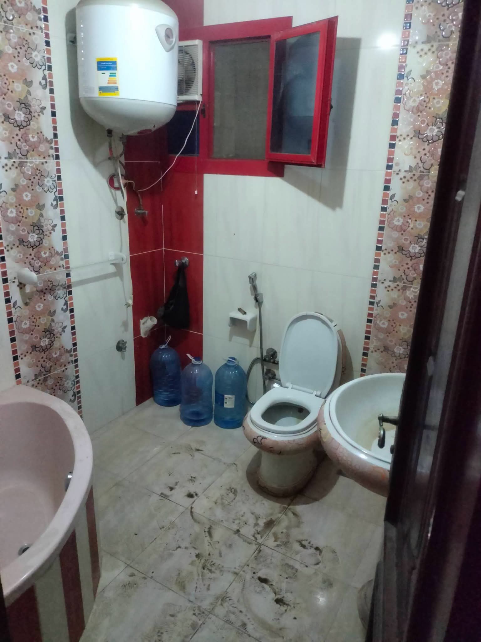 شقة للبيع في العجمي البيطاش 