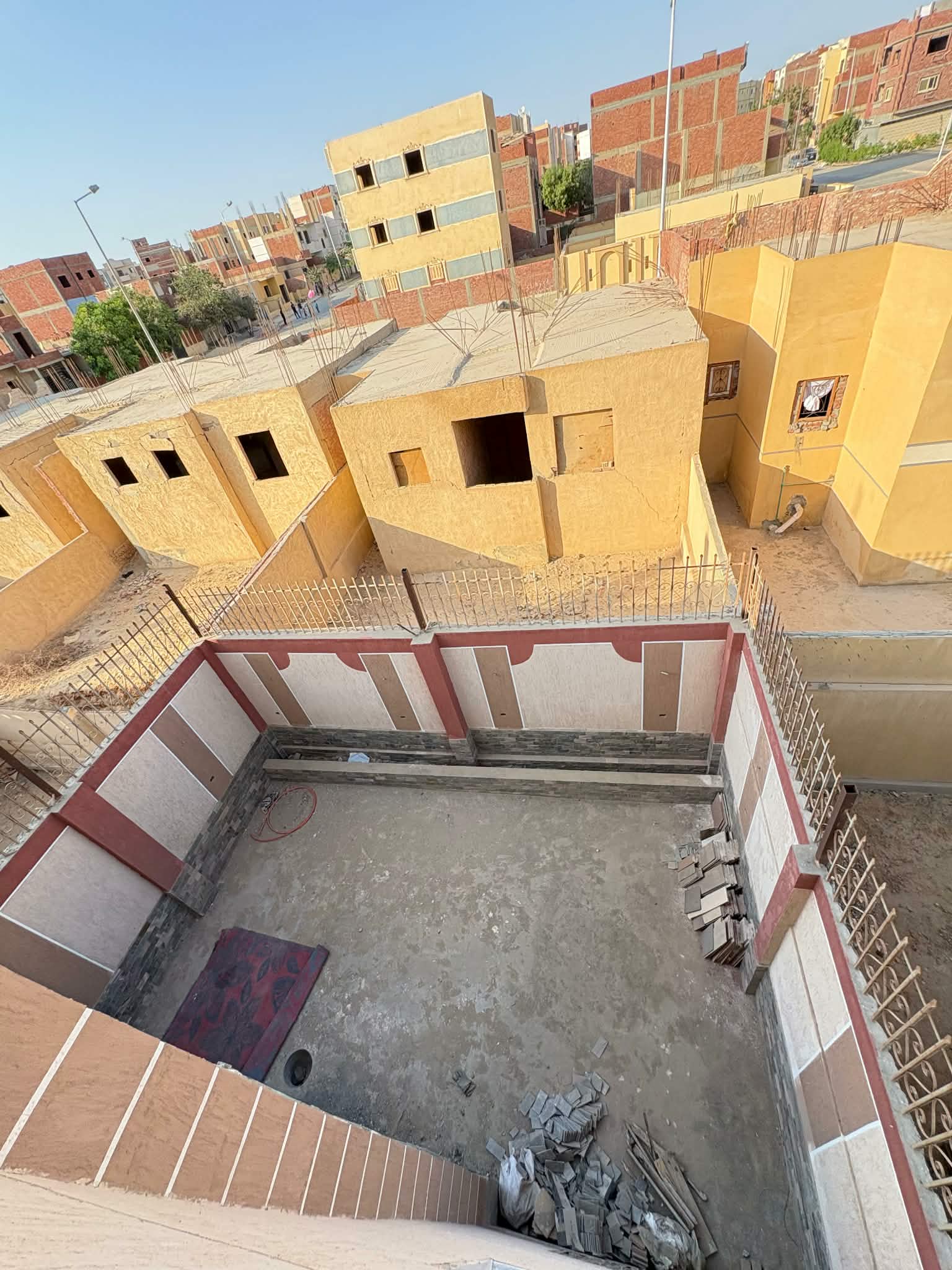 بيت للبيع مجهز بالكامل بحدايق اكتوبر