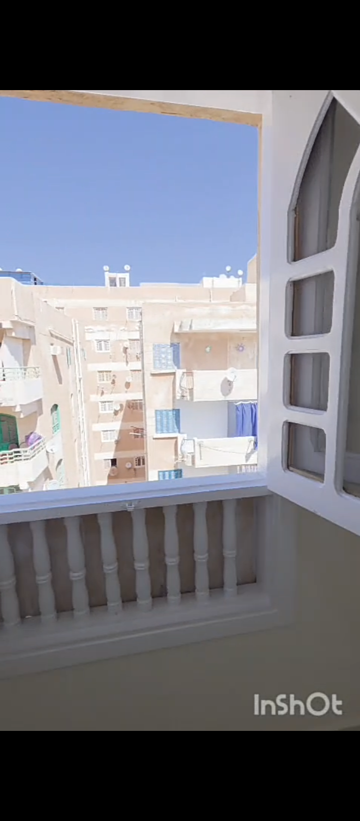 شقه للبيع في شاطئ النخيل العجمي 