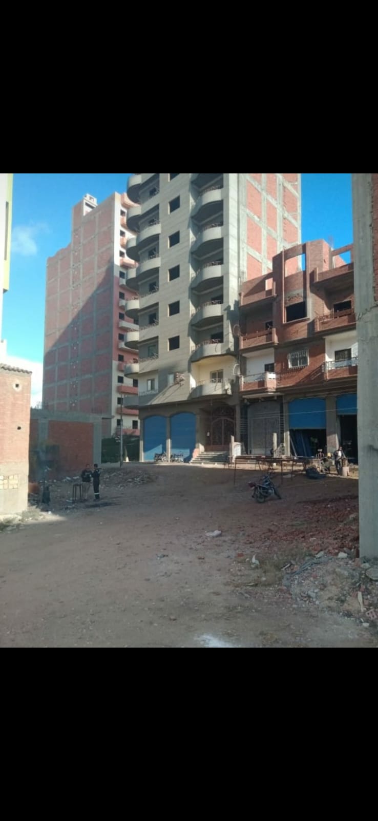 ارض للبيع بموقع متميز ببنها بجانب المدينه الجامعيه