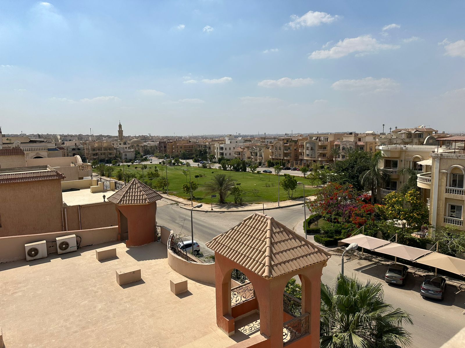 🏡 فرصة مميزة لامتلاك روف في جنوب الأكاديمية – التجمع الخامس