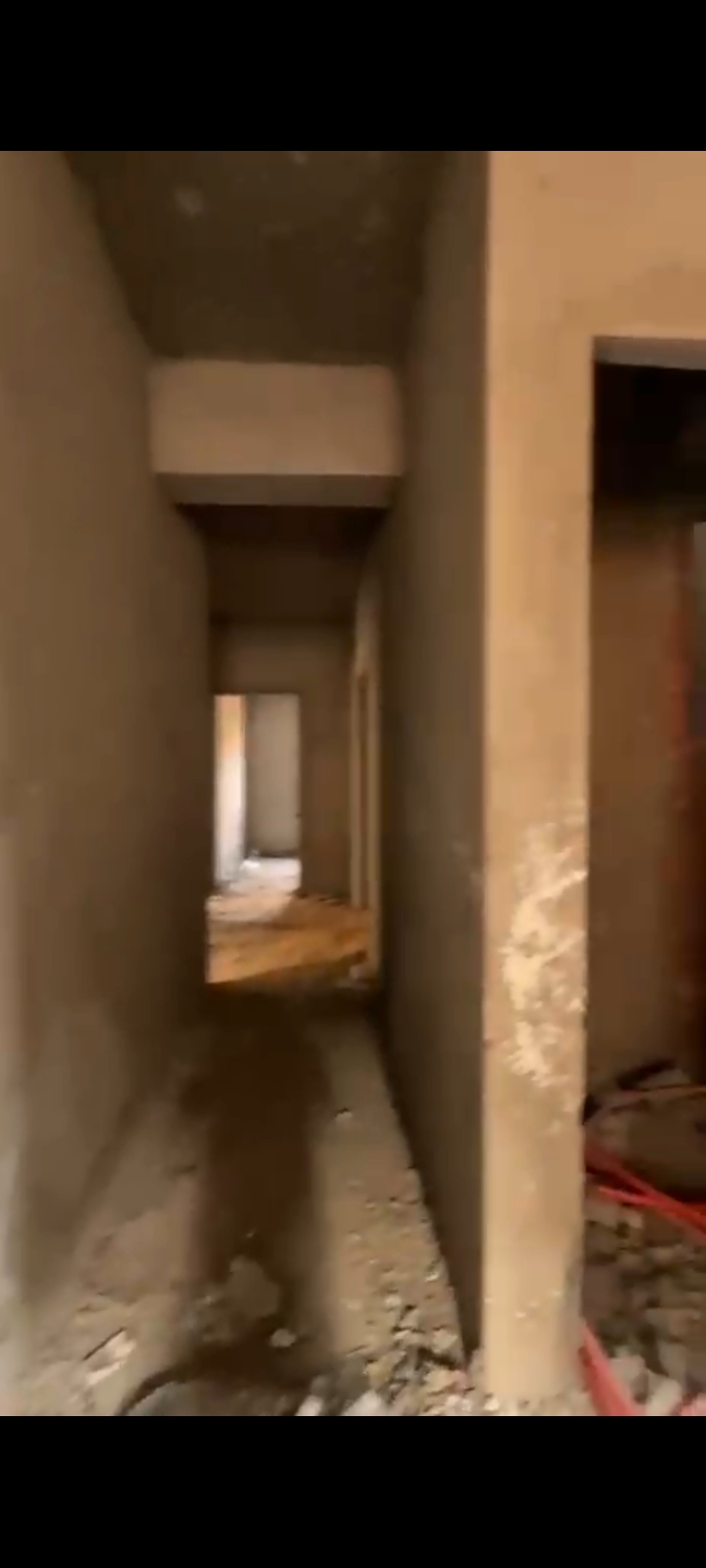 شقه بالحي الثاني شرق مدينه الشروق 
