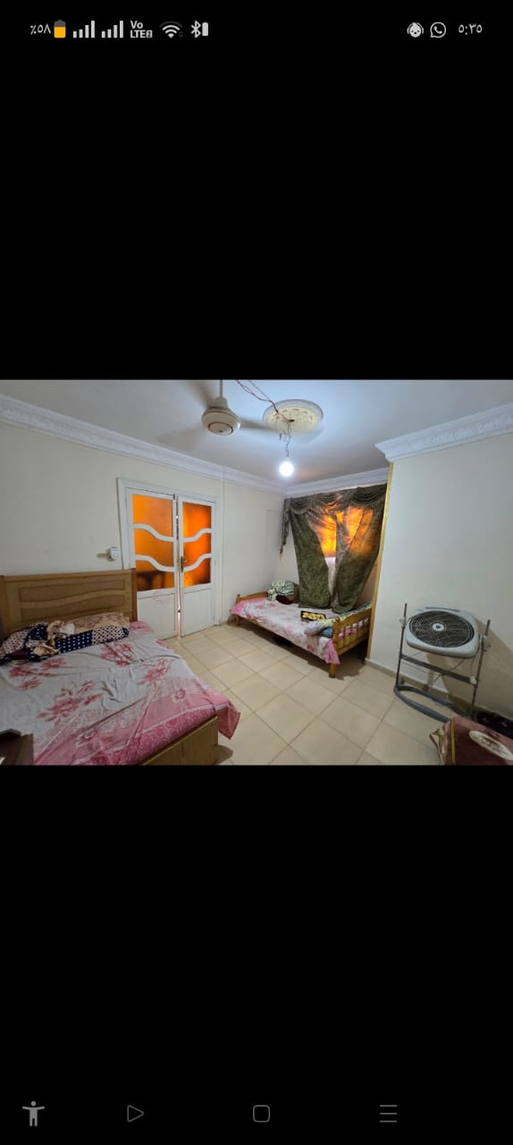 شقة للبيع المندرة بحرى خلف مسجد المندرة بحري الدور 9 عمارة 18 دور اسانسير كاملة العدادات 3 غرف وريسبشن قريبه من البحر والمنتزة للتواصل 01222648427