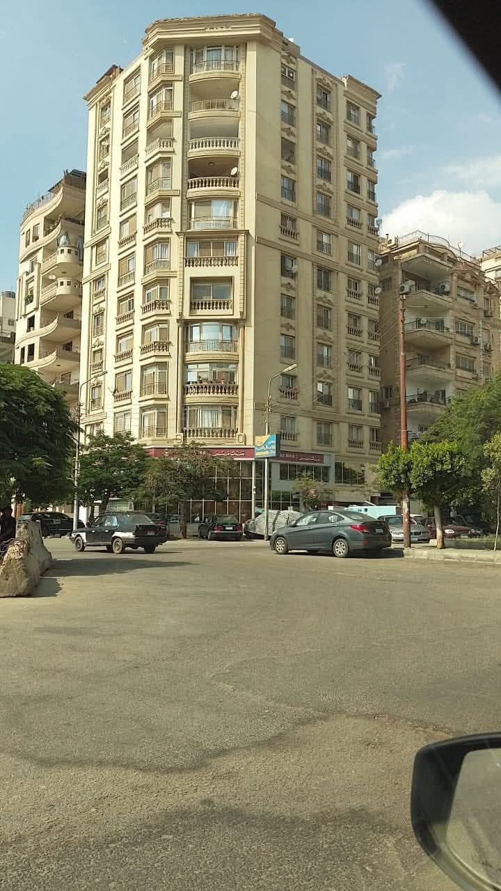 شقة لقطة للبيع 