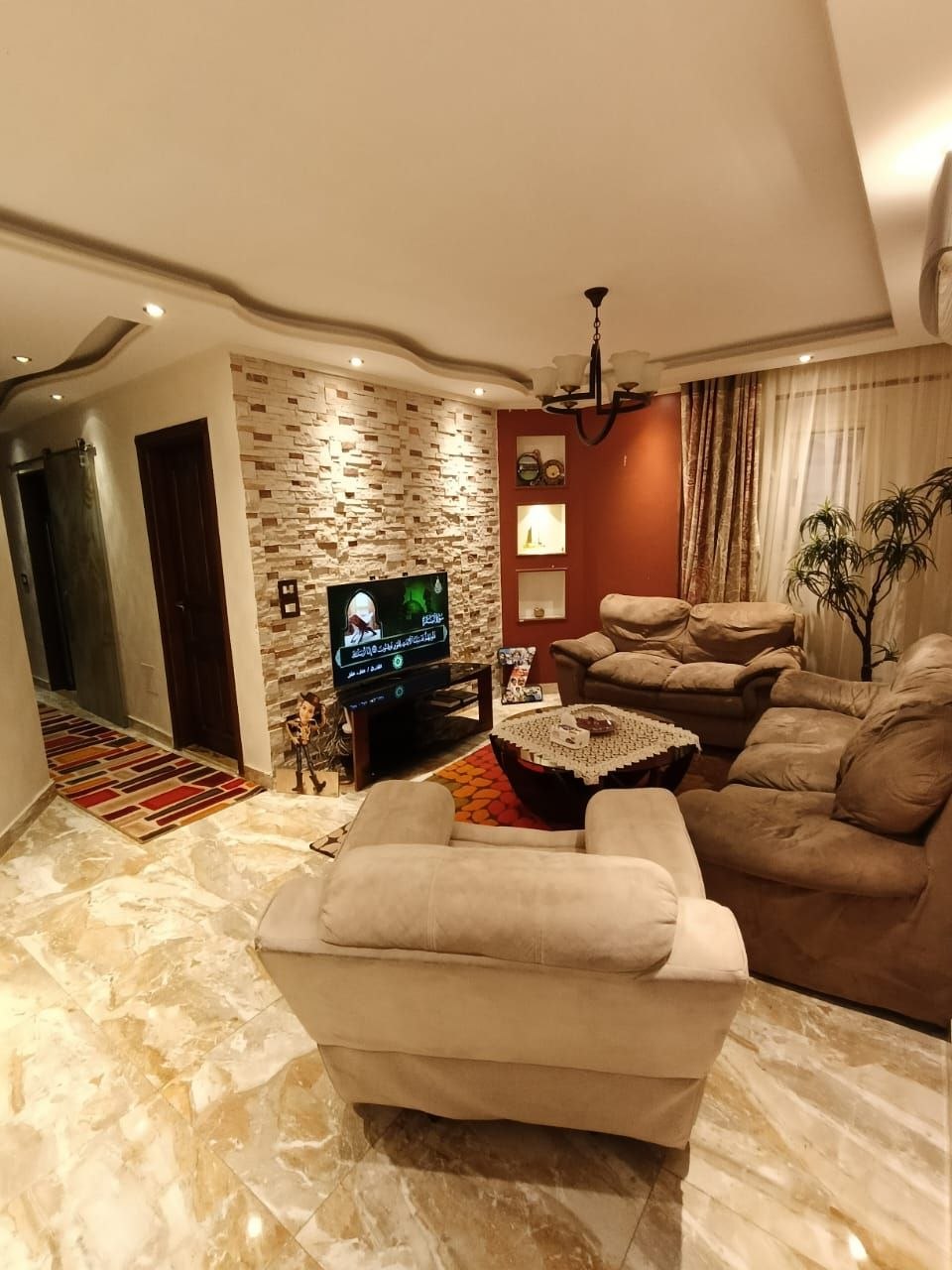 🏡 فرصة مميزة للسكن الراقي في قلب جليم – شارع أبو قير! ✨